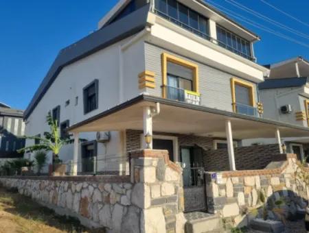 Eine Prächtige Villa Um Die Ecke Mit 4 1 Pool Zum Verkauf Zum Preis Eines Grundstücks In Didim Hisar