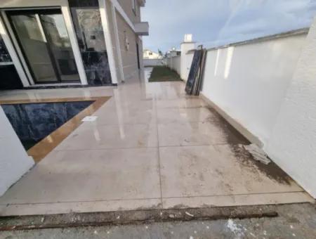 3 In 1 Brandneue Villa Mit Vorderem Pool Zum Verkauf In Didim Hisar Nachbarschaft