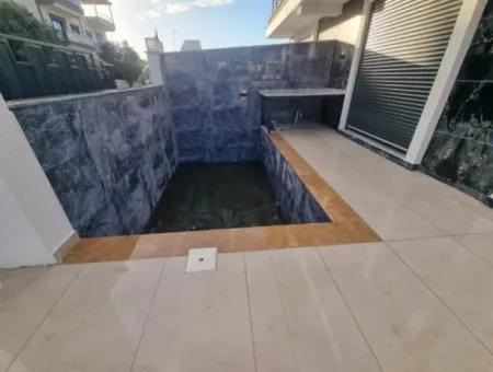 3 In 1 Brandneue Villa Mit Vorderem Pool Zum Verkauf In Didim Hisar Nachbarschaft