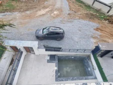 3 In 1 Brandneue Villa Mit Vorderem Pool Zum Verkauf In Didim Hisar Nachbarschaft