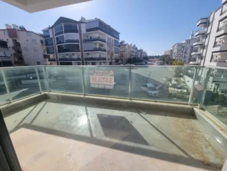 Brandneue 2 1 Wohnung In Einem Komplex Mit Pool Zum Verkauf In Der Nachbarschaft Von Didim Altinkum