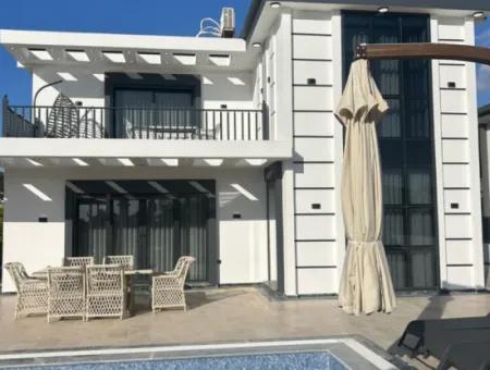 Vip Villa 4 1 Freistehende Villa Mit Separater Küche Ultra Luxus Pool Zum Verkauf In Didim Efeler