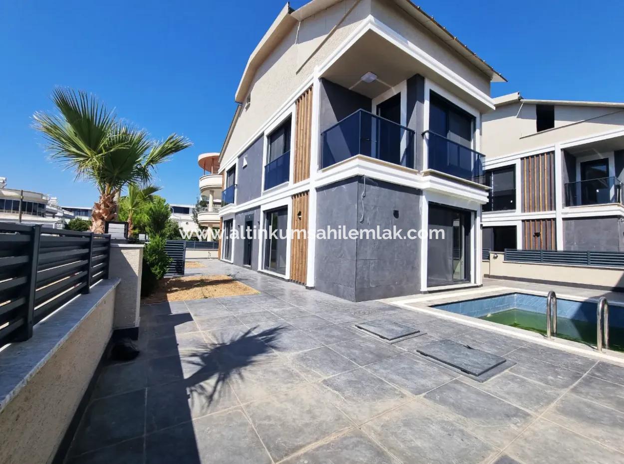 4 Bedroom  Detached Villa For Sale In Altınkum Didim