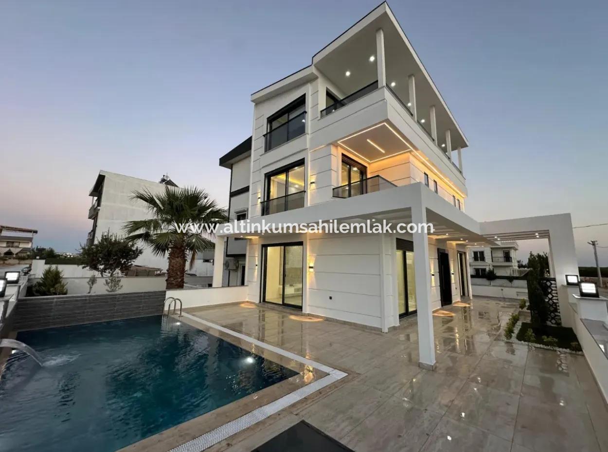 4 1 Villa With Private Pool Around The Corner In Didim Efeler Neighborhood