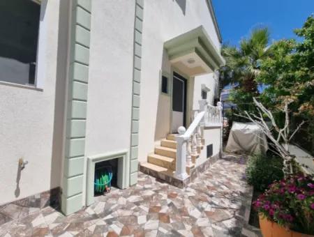 4 Bedroom Detached Villa With Pool In Didim Camlik Neighborhood