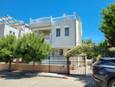 4 Bedroom Detached Villa With Pool In Didim Camlik Neighborhood