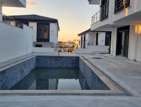 Luxury 3 In 1 Pool Villa In A Complex For Sale In Didim Hisar