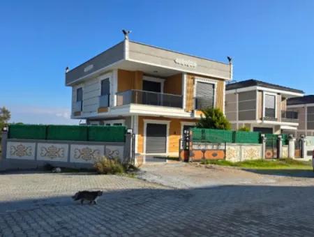 4 Bedroom Corner Villa With Pool For Sale  In Didim Sağtur Region