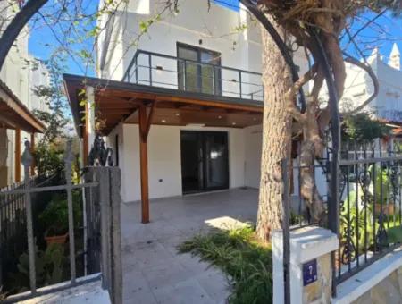 Summer Villa For Sale In Didim Altinkum, House For Sale In Didim