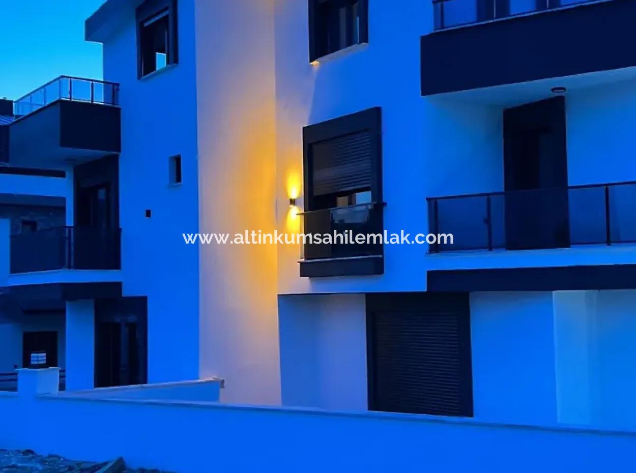 Hisar Mahallesinde Satılık 3+1 Deniz Manzaralı Kelepir Villa