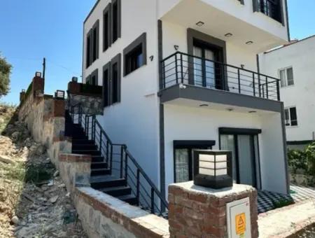 Didim Hisarda Satılık 3+2 Havuzlu Eşyalı Villa