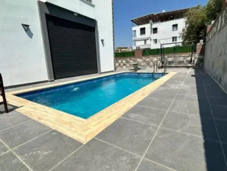 Didim Hisarda Satılık 3+2 Havuzlu Eşyalı Villa