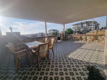 Didim Hisar Mahallesinde Satılık Deniz Manzaralı 4+1 Villa