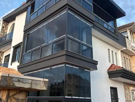 Didim Efeler Mahallesinde Acil Satılık 4+1 Uygun Fiyata Villa