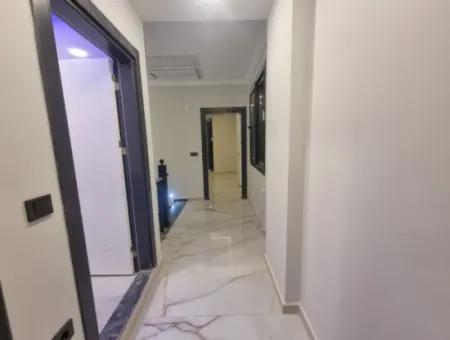 Didim Hisar Mahallesinde Satılık 3+1 Ön Cephe Havuzlu Sıfır Villa