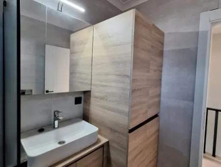 Didim Hisar  Mahallesinde Satılık 3+1 Havuzlu Villa