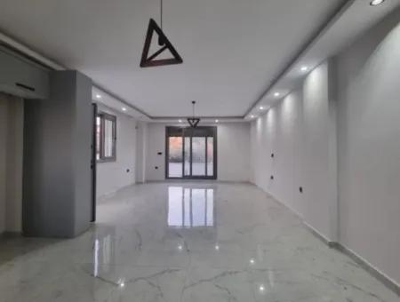 Didim Hisar Mahallesinde Satılık  Site İçerisinde 3+1 Havuzlu Villa