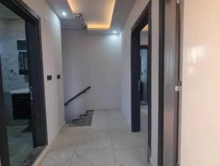 Didim Hisar'da  Satılık  Site İçerisinde Lüks 3+1 Havuzlu Villa