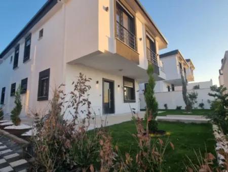 Altınkum Sahil Emlaktan Didimde Satılık Uygun Fiyata Kelepir Villa