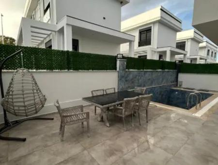 Didim Çamlık Mevkisinde Satılık 3+1 Müstakil Havuzlu Eşyalı Villa