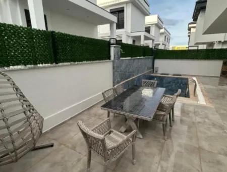 Didim Çamlık Mevkisinde Satılık 3+1 Müstakil Havuzlu Eşyalı Villa