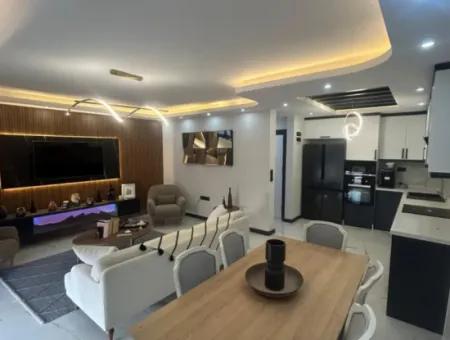 Didim Hisar Mahallesinde Satılık  5+1 Havuzlu Villa