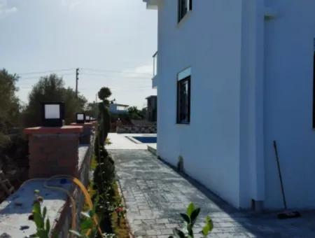 Didim Yeşiltepe'de  Projeden Satılık Havuzlu Müstakil Villa, Yazlık Ev